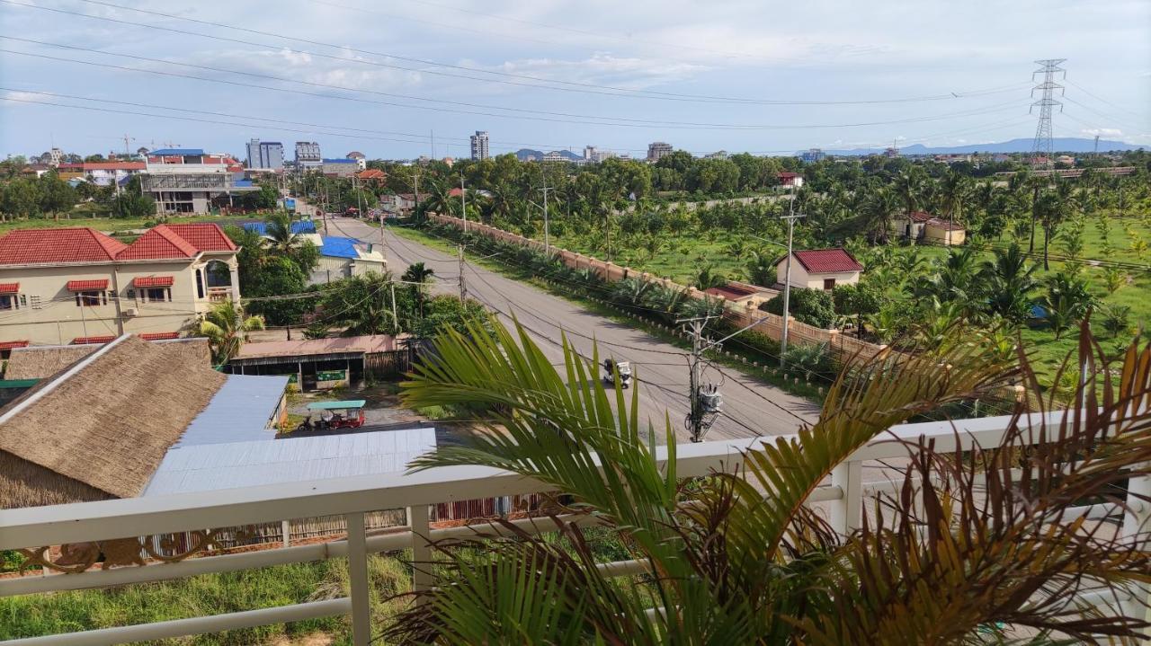Monica Guesthouse Kampot Bagian luar foto