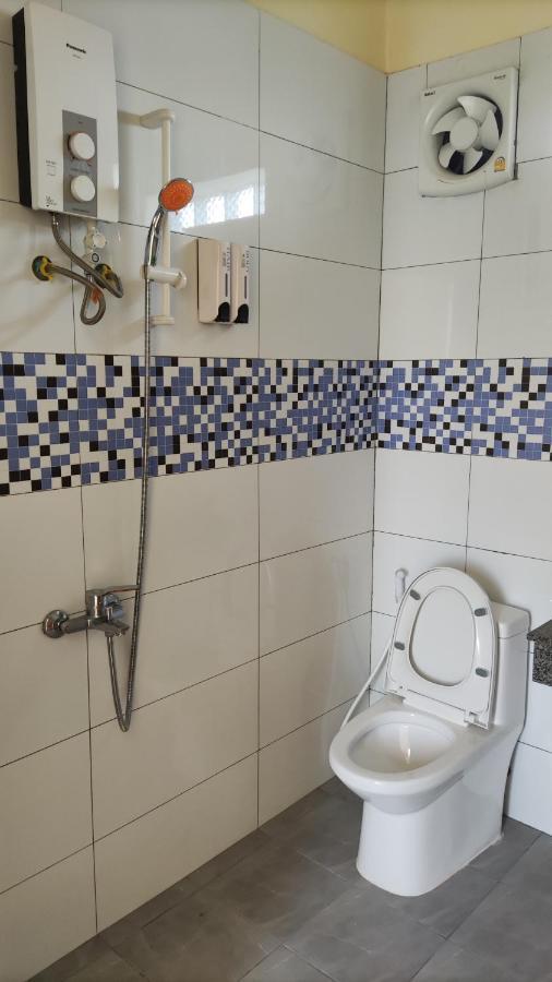 Monica Guesthouse Kampot Bagian luar foto