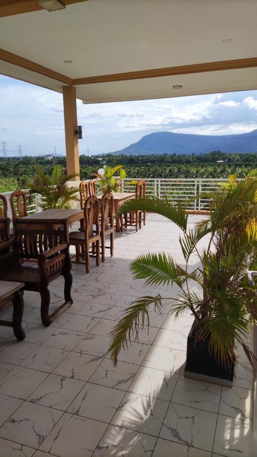 Monica Guesthouse Kampot Bagian luar foto